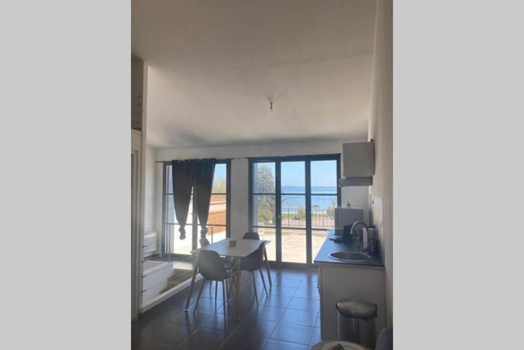 Martigues Apartment Exterior photo
